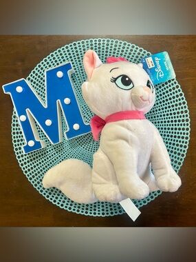 Kohls Cares Disney Aristocats Marie 11” Plush Cat